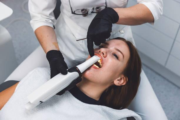 Best Emergency Dental Care for Broken or Chipped Teeth in Sonterra, TX